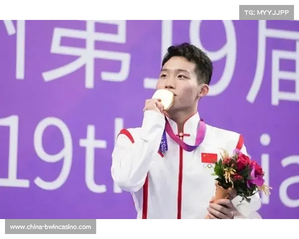 王宗源在世界杯单人竞赛改制中勇夺冠军展现中国泳坛新风采